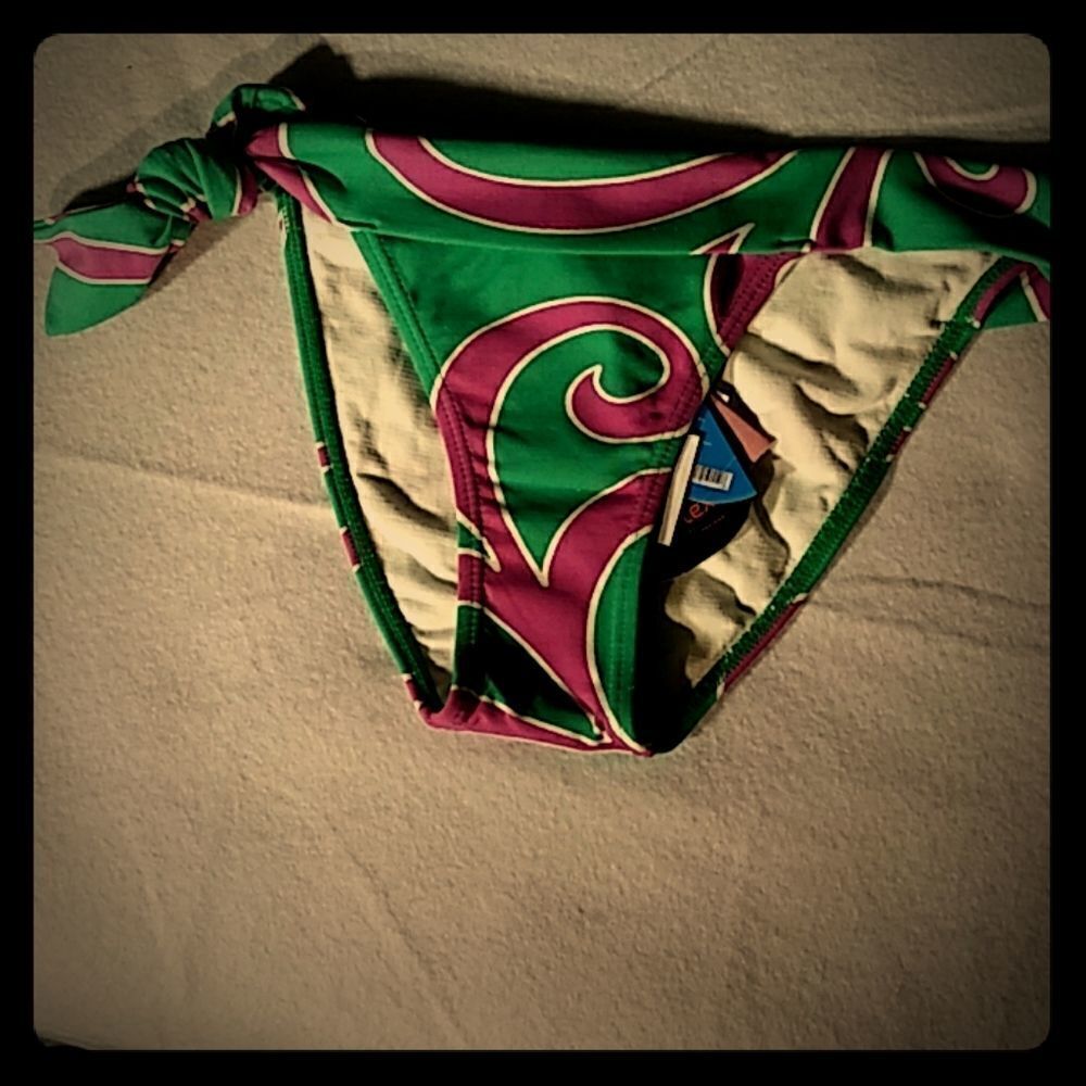4/$16- Bikini Bottom   - Picture 2 of 3